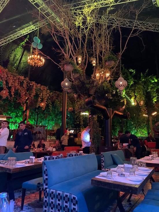 Live performance at Antika Bar Restaurants in Dubai