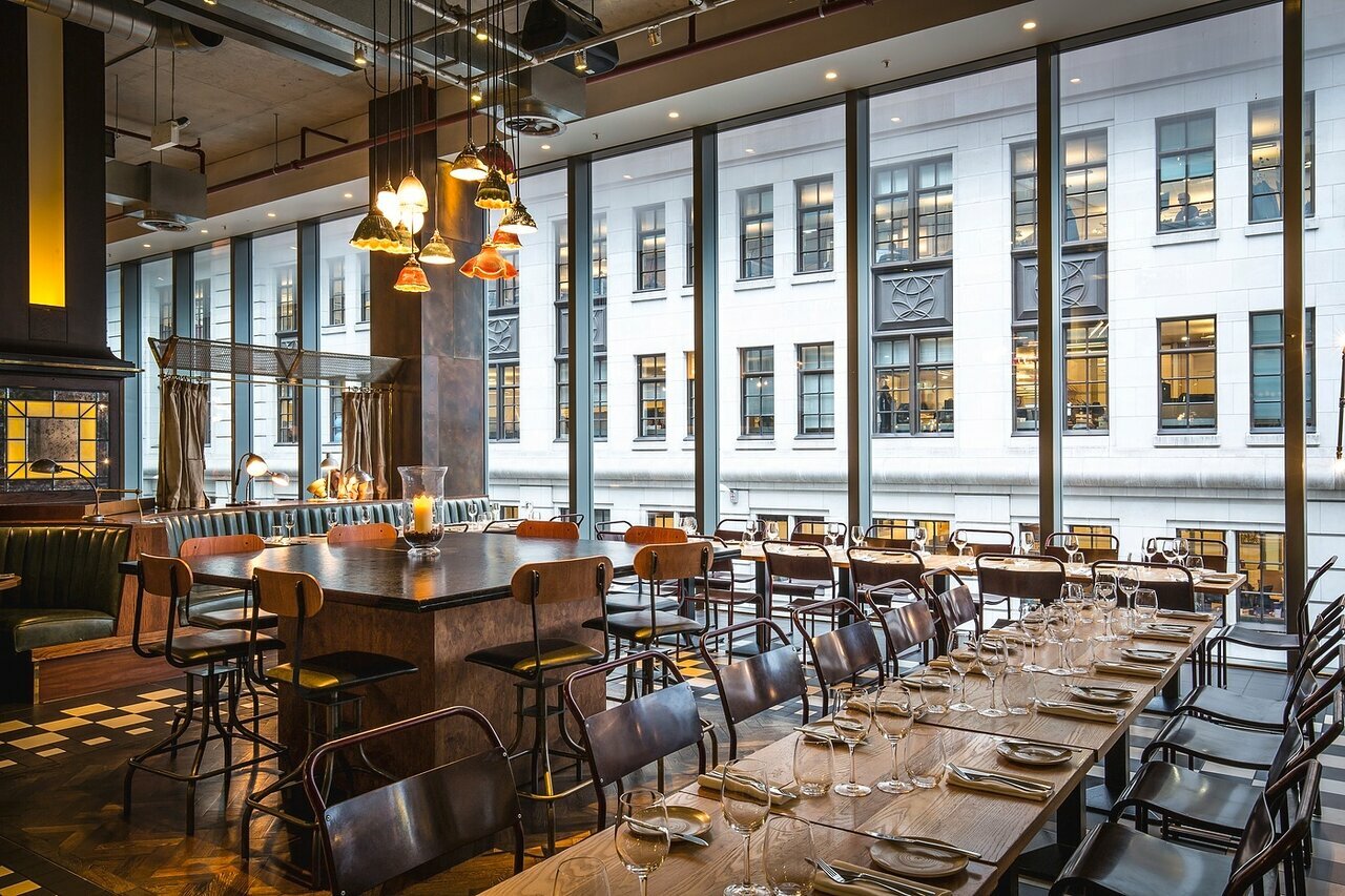 Elegant Dining Setting at Bread Street Kitchen Restaurants in Dubai